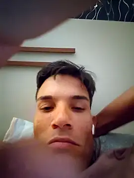 Snapshot of 719610 chatting on 04.10.26 719610 online show from 04.10.26