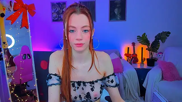 Snapshot of Alyssa_Smitt chatting on 01.22.25 Alyssa Smitt online show from 01.22.25