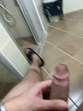 Snapshot of Metmenn7 chatting on 12.12.24 Metmenn7 online show from 12.12.24