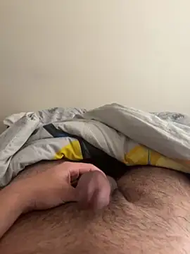 Snapshot of Metmenn7 chatting on 12.04.25 Metmenn7 online show from 12.04.25