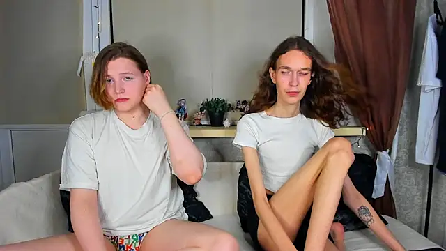 Snapshot of Calvin_and_Kevin chatting on 10.08.25 Calvin and Kevin online show from 10.08.25