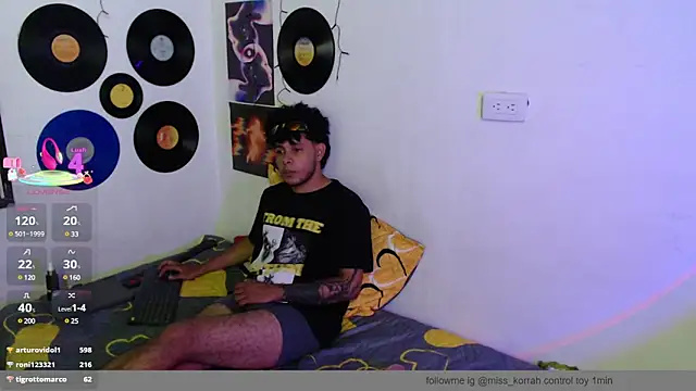 MissKorah online show from 03.23.25