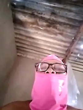 Snapshot of naughtygrannyXXX chatting on 01.01.25 naughtygrannyXXX online show from 01.01.25