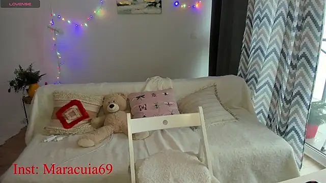 Marakuia054 online show from 01.17.25