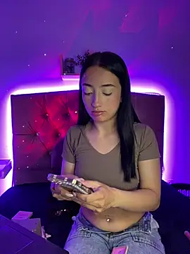 Ady 18 online show from 02.07.25