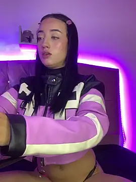 Ady 18 online show from 02.25.25