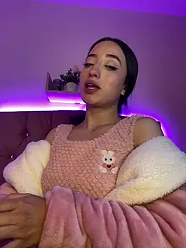 Ady 18 online show from 03.13.25