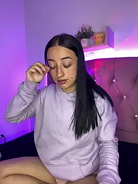 Ady 18 online show from 03.19.25