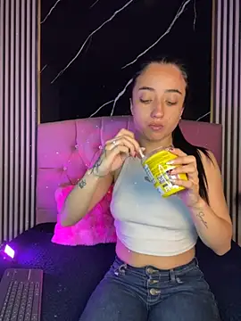 Ady 18 online show from 09.24.25