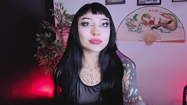 Snapshot of catipetite chatting on 06.27.26 catipetite online show from 06.27.26