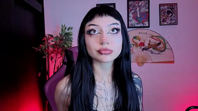 Snapshot of catipetite chatting on 07.15.26 catipetite online show from 07.15.26