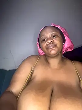 Chubbykarisma27 online show from 09.30.25