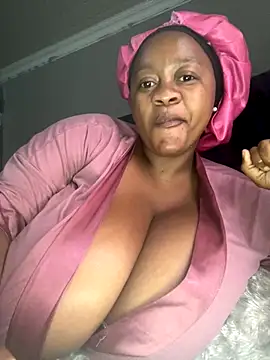 Chubbykarisma27 online show from 10.19.25