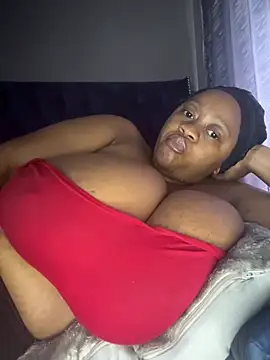 Chubbykarisma27 online show from 04.25.26