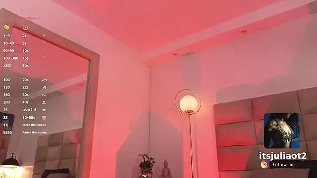 mssjulia online show from 01.09.25