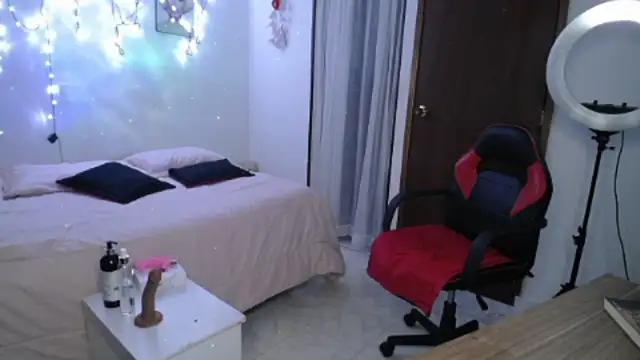 vanessalat online show from 11.20.25