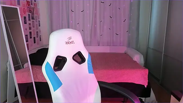 Vanessa Verona online show from 03.18.26