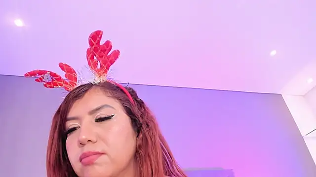 AriaRusso online show from 12.24.24