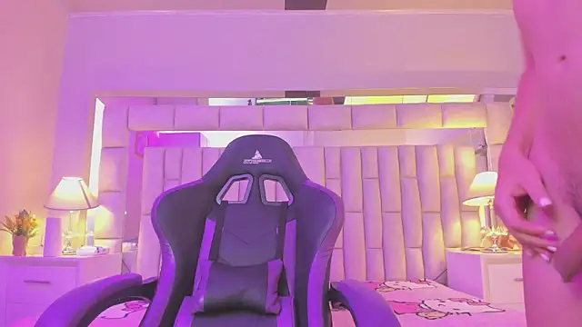 mariiahneedles online show from 03.26.26