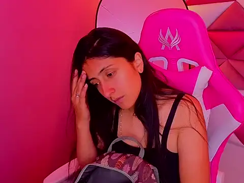 Cameron cutte online show from 10.11.25