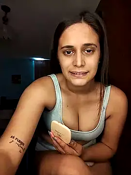 Catalinacandela online show from 12.18.24