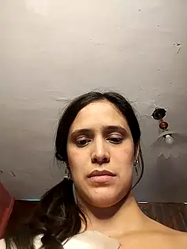 Snapshot of Catalinacandela chatting on 11.23.25 Catalinacandela online show from 11.23.25