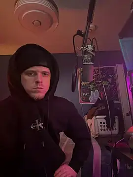 traejddd online show from 04.08.26