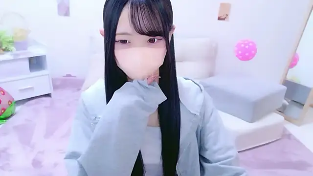 Snapshot of Suzu_ch_xx chatting on 05.10.26 Suzu ch xx online show from 05.10.26
