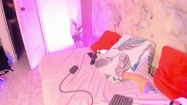 Snapshot of Esmeralda_Duarte chatting on 02.12.25 Esmeralda Duarte online show from 02.12.25