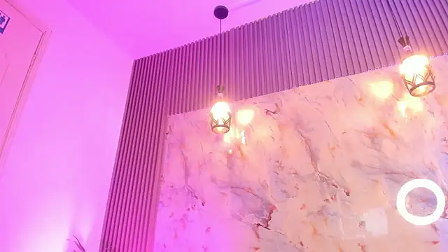 Snapshot of Esmeralda_Duarte chatting on 02.13.25 Esmeralda Duarte online show from 02.13.25