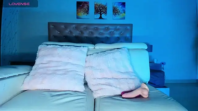 Snapshot of Lissalittlee chatting on 02.19.26 Lissalittlee online show from 02.19.26