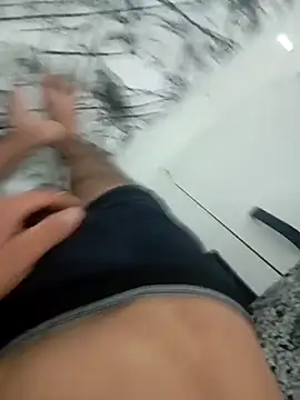 Kurtsikicixh online show from 11.16.25