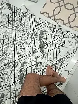 Kurtsikicixh online show from 12.14.25