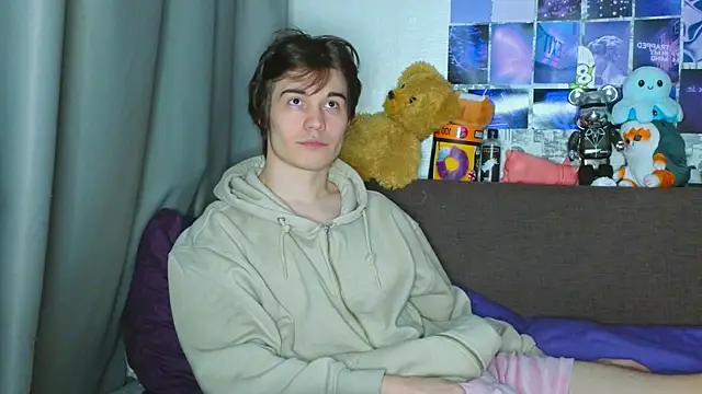 Snapshot of pepedastro chatting on 11.09.25 pepedastro online show from 11.09.25