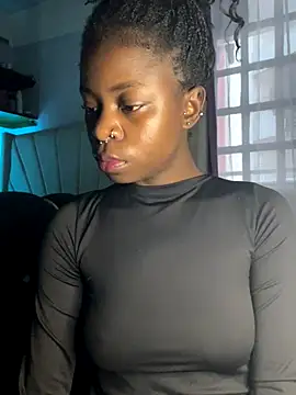 Snapshot of pretty_maliah chatting on 09.15.25 pretty maliah online show from 09.15.25