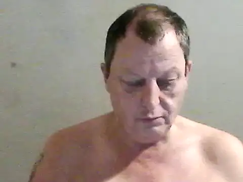 Snapshot of chubbybear2cum chatting on 12.08.24 chubbybear2cum online show from 12.08.24