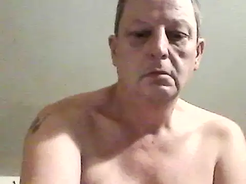 Snapshot of chubbybear2cum chatting on 01.02.25 chubbybear2cum online show from 01.02.25