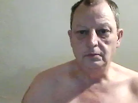 Snapshot of chubbybear2cum chatting on 01.07.25 chubbybear2cum online show from 01.07.25