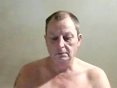 Snapshot of chubbybear2cum chatting on 01.09.25 chubbybear2cum online show from 01.09.25