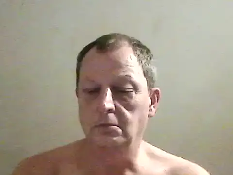 Snapshot of chubbybear2cum chatting on 02.01.25 chubbybear2cum online show from 02.01.25
