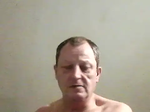 Snapshot of chubbybear2cum chatting on 02.02.25 chubbybear2cum online show from 02.02.25