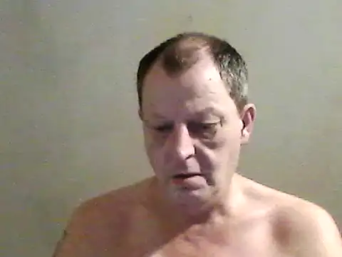 Snapshot of chubbybear2cum chatting on 02.02.25 chubbybear2cum online show from 02.02.25