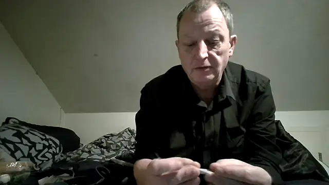 chubbybear2cum online show from 12.18.25