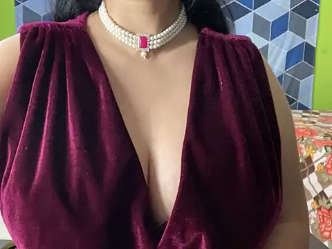 Aishwarya 101  online show from 02.04.25