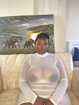 Snapshot of Naughty-sonia2 chatting on 02.05.25 Naughty-sonia2 online show from 02.05.25