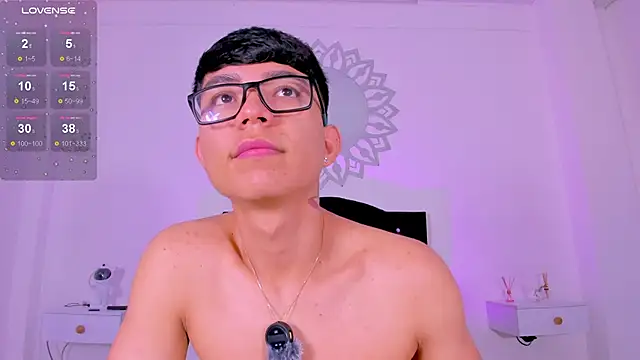 CodyTwink online show from 02.17.26