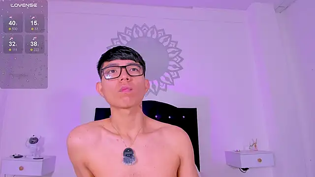 Snapshot of CodyTwink chatting on 03.25.26 CodyTwink online show from 03.25.26