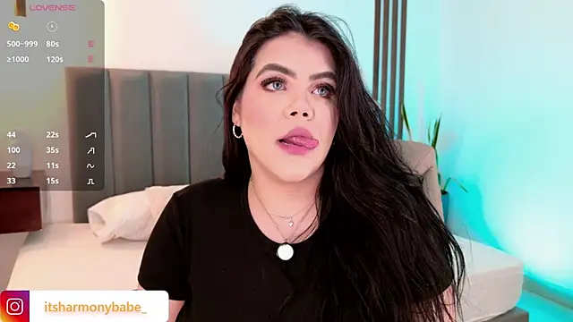 Snapshot of Harmonybabe_ chatting on 07.15.26 Harmonybabe online show from 07.15.26