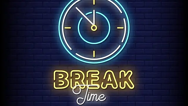 Snapshot of ellie_miu chatting on 03.10.25 ellie miu online show from 03.10.25