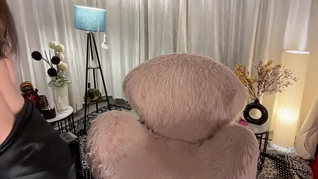 Unique-Beauty online show from 02.10.25